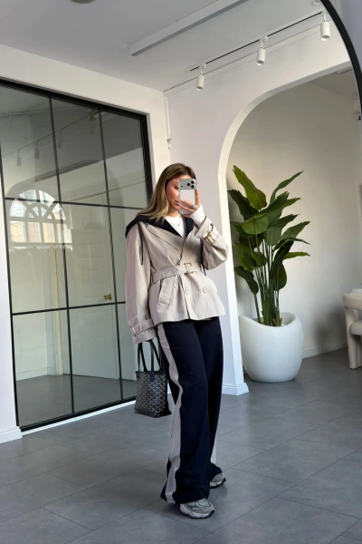 TAŞ LACİVERT KAPÜŞONLU TRENÇ TAKIM