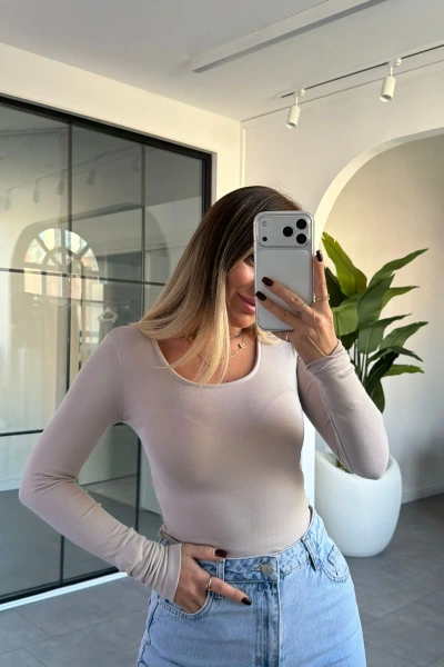 TAŞ OYSH MARKA U YAKA BLUZ