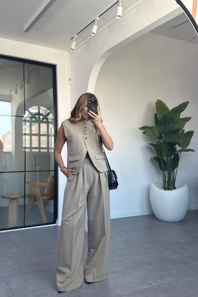 TAŞ VATKALI YELEKLİ PALAZZO PANTOLON TAKIM