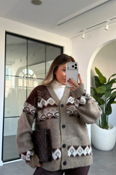 VİZON GEOMETRİK DESEN HIRKA