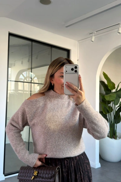 VİZON OMUZ DETAYLI KAZAK