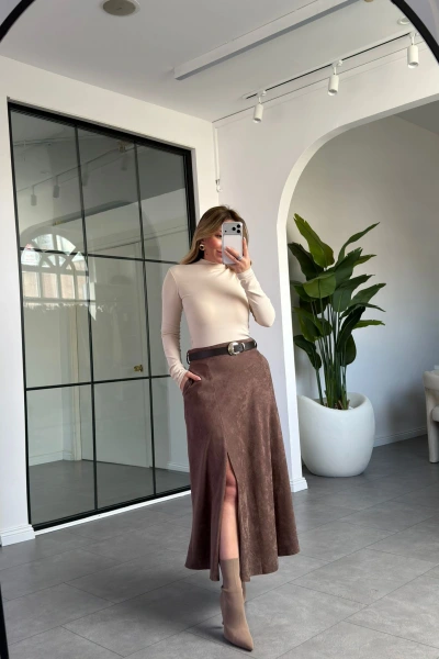 VİZON YIRTMAÇ DETAY SÜET ETEK