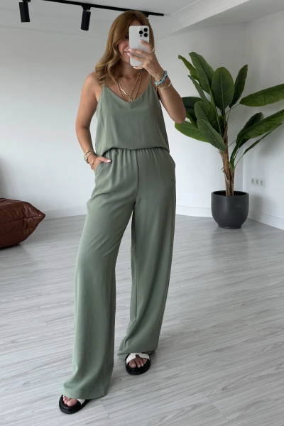 Yeşil İnce Askılı Bluz Takım