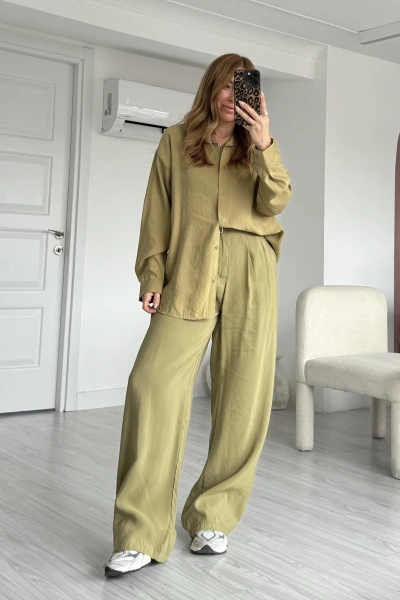 Yeşil Kemer Detay Tensel Pantolon Gömlek Takım