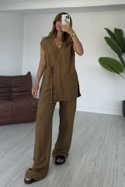 Yeşil Keten Yelekli Takım