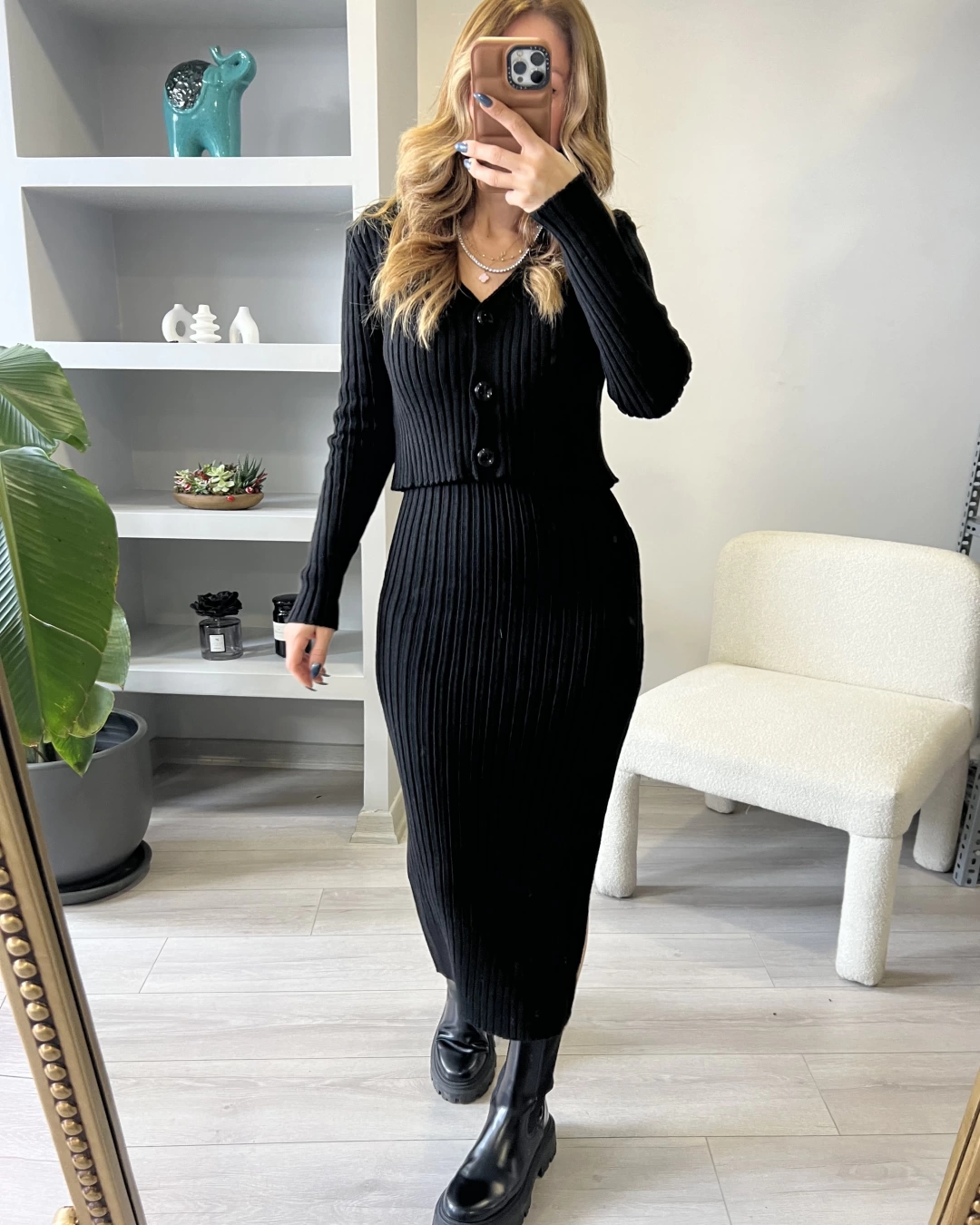 Siyah Hırkalı Triko Elbise Takım