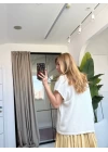 EKRU OMZU AÇIK KISA KOL BLUZ