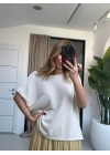 EKRU OMZU AÇIK KISA KOL BLUZ