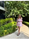 PEMBE KEMERLİ ETEĞİ KATLI ELBİSE