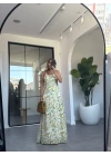SARI ÇİÇEKLİ OMUZDAN BAĞLAMALI ELBİSE