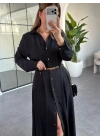 SİYAH GOLD DÜĞMELİ KEMERLİ ELBİSE