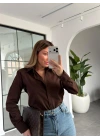 KAHVERENGİ VATKALI BASİC GÖMLEK