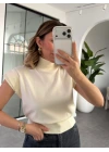 KREM KISA KOL TRİKO BLUZ