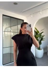 SİYAH GÖĞÜS BÜZGÜLÜ ELBİSE 9716