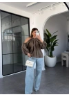 HAKİ OMUZ DETAYLI TENCEL BLUZ 3264