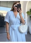 BEBE MAVİ KRUVAZE BAĞLAMALI MÜSLİN ELBİSE