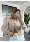 BEJ ŞERİT DETAYLI HIRKA