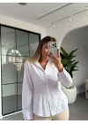 BEYAZ BELİ LASTİKLİ GÖMLEK