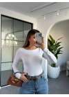 BEYAZ KAYIK YAKA UZUN KOLLU BLUZ