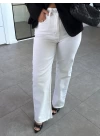 BEYAZ KESİK PAÇA JEAN