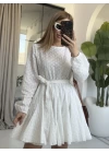 BEYAZ KUŞAKLI FİSTO ELBİSE