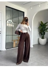 Beyaz Marka Model Crop Uzun Kollu Bluz
