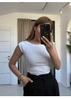 BEYAZ ÖRME BLUZ