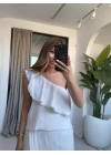 BEYAZ TEK OMUZ ETEKLİ TAKIM