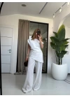 BEYAZ YANI PENSLİ DÜŞÜK OMUZ TAKIM