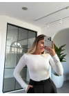EKRU DİLVİN KAYIK YAKA BLUZ