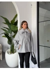 GRİ KÜRK YAKA DÖRT DÜĞMELİ KAŞE KABAN