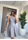 GRİ OMUZDAN BAĞLAMALI MİNİ ELBİSE
