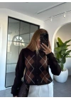 KAHVE BAKLAVA DESEN TRİKO HIRKA