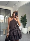 KAHVE SIRT DEKOLTELİ KAT KAT MİNİ ELBİSE
