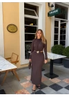 KAHVE VATKA OMUZLU BRONŞ DETAY ELBİSE