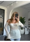 KEMİK OMZU AÇIK DANTEL BLUZ