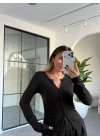 KOYU KAHVE DİLVİN DÜĞME DETAYLI BLUZ