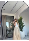 KREM BELİ BÜZGÜLÜ UZUN ELBİSE