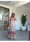 PEMBE ÇİÇEK DESENLİ AYARLANABİLİR ASKILI ŞİFON ELBİSE