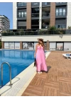 PEMBE DEKOLTE DETAY MÜSLİN ELBİSE