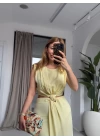 SARI BROŞ DETAY ELBİSE
