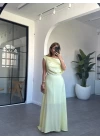 SARI DÖKÜMLÜ TEK OMUZ ELBİSE