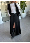 SİYAH DÜĞMELİ KLOŞ ETEK