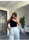 SİYAH TEK OMUZ AKSESUARLI BLUZ