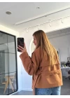 TABA DİK YAKA DÜĞMELİ KISA TRENÇKOT