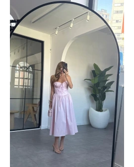 PEMBE BOYUNDAN BAĞLAMALI MİDİ ELBİSE
