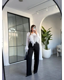 BEYAZ DANTEL DETAY GÖMLEK BLUZ