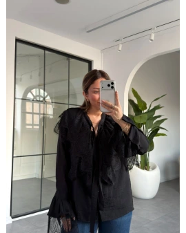 SİYAH DANTEL DETAY GÖMLEK BLUZ