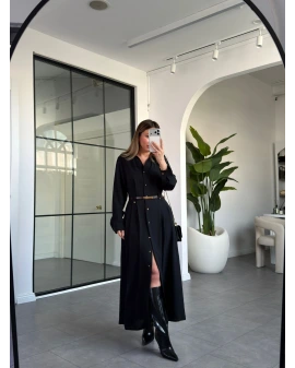 SİYAH GOLD DÜĞMELİ KEMERLİ ELBİSE