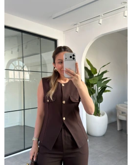 KAHVE GOLD DÜĞMELİ CEP KAPAKLI YELEK PANTOLON TAKIM